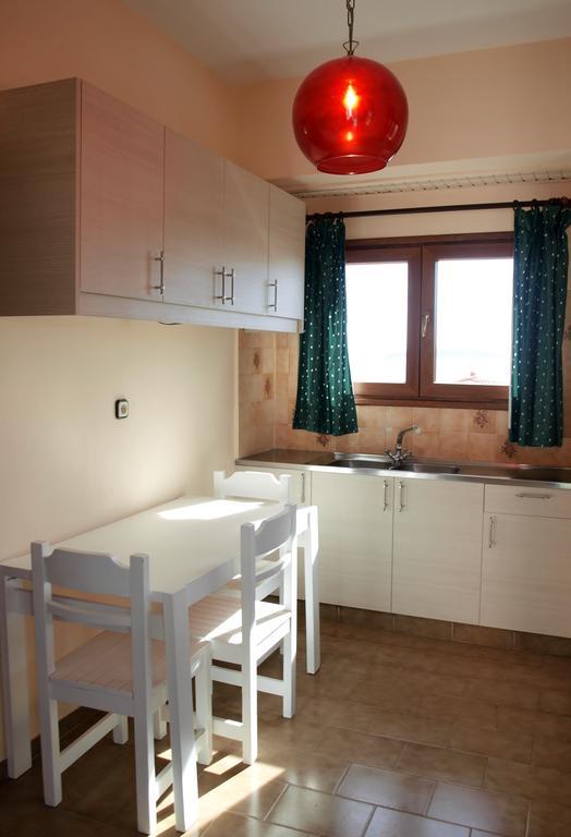 Ferienwohnung Polydor Tolón Zimmer foto